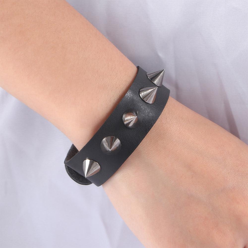 Rock Cool Gothic Punk Alloy Female One-row PU Leather Bangles Wristband Jewelry Rivet Bracelets