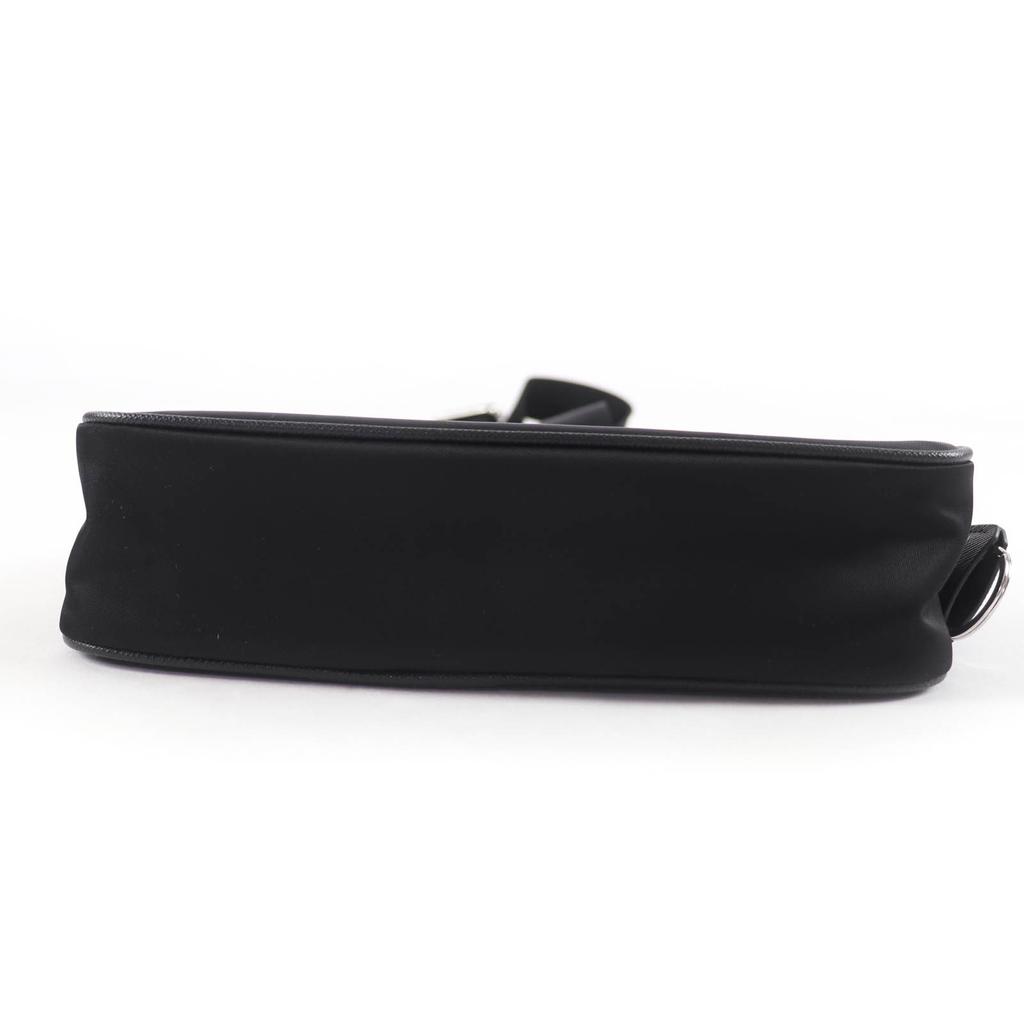 Безупречная сумка PRADA через плечо Re-Edition Логотип-треугольник 2-сторонняя с кошельком 1BH204 Б/у