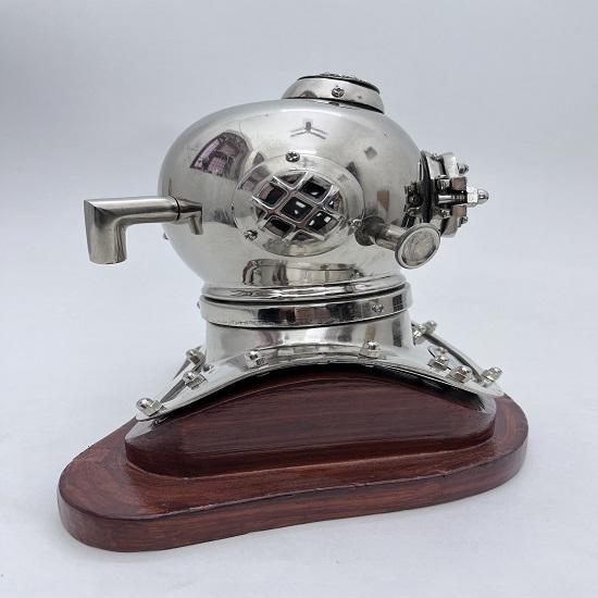 Маленький шлем для дайвинга 15,24 см Шлем для дайвинга Шлем Mark V ВМС США с деревянной основой