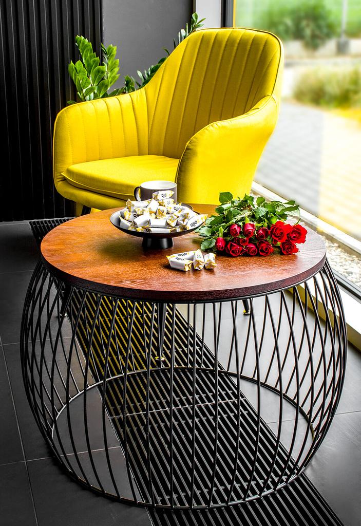 Loft round coffee table, black metal, wooden table, brown bench, 60cm