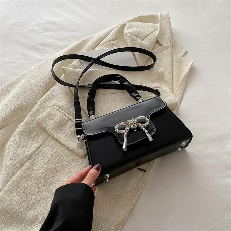 Весенне-летняя модная сумка через плечо на одно плечо, красивая модная сумка, женская новая персонализированная ручная маленькая квадратная сумка