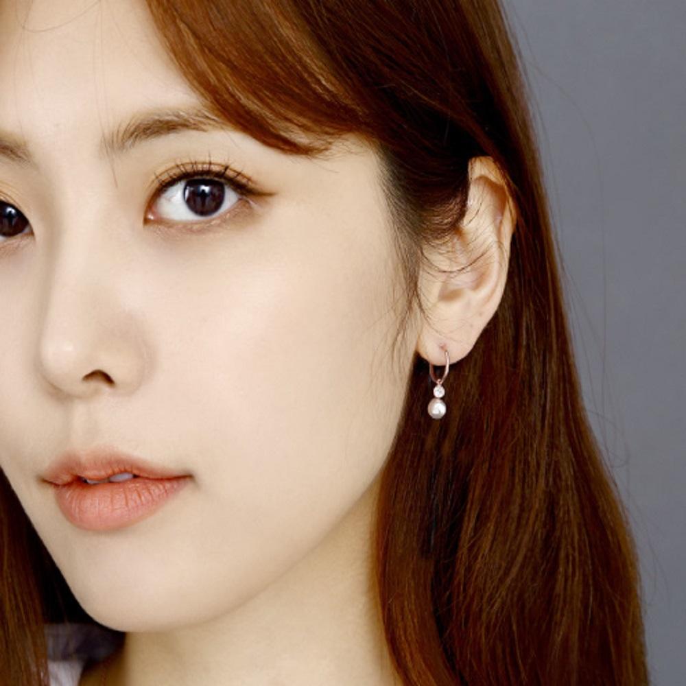 E423 Austrian crystal earrings