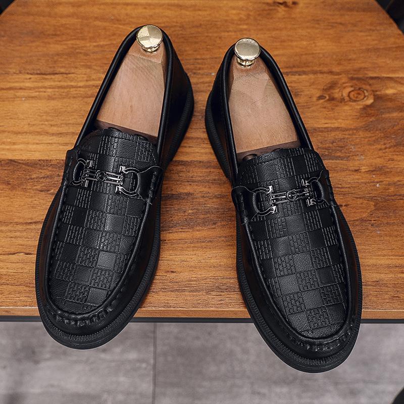 Мужская обувь 2025 года, новый весенний тренд, однопедальная ленивая британская обувь для повседневной носки из кожи, нескользящая мужская обувь