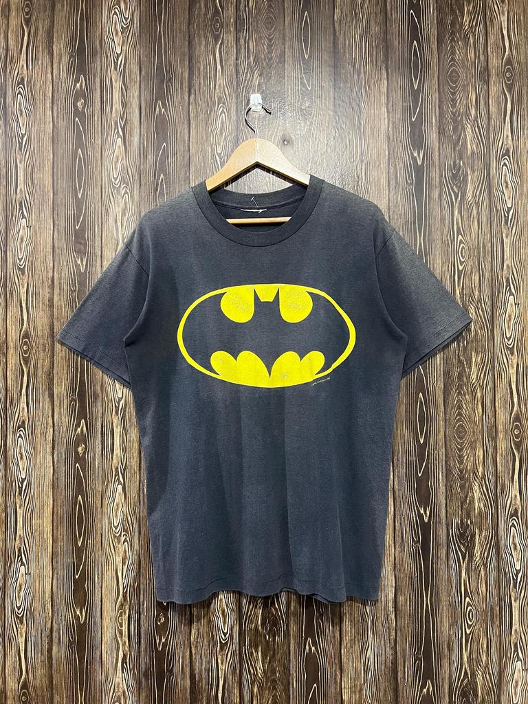 Vintage 80s Batman OG Logo Sunfaded T-Shirt / Dc Comic / Cartoon / Size L