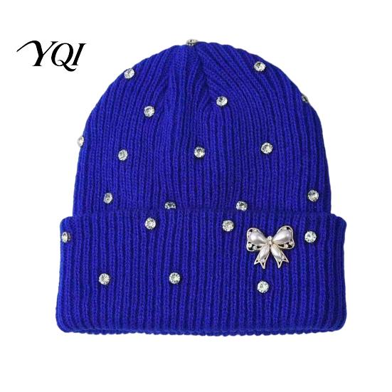 Cozy Stretchy Hat for Daily Wear Sparkly Winter Knitted Hat, Women Rhinestone Knit with Faux Pearl Bow, Fashionable Warm Autumn Stretch Cuffed Ribbed