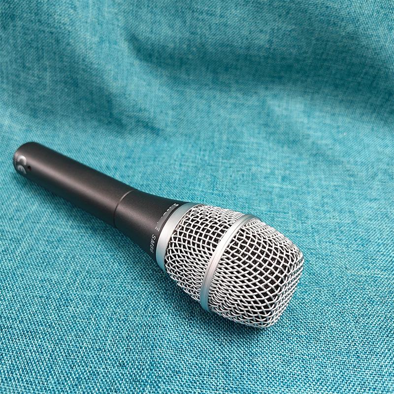 Wired Dynamic Microphone SM86 Outdoor Stage Performance Singing Wedding Handheld Microphone