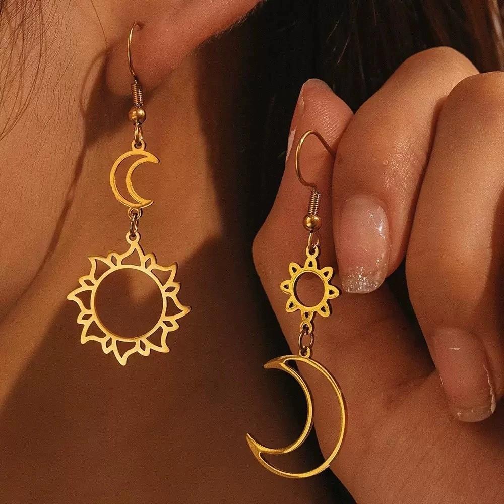 1 Pair Alloy Hollow Earrings Bohemian Style Drop Earrings Fashion Long Earrings for Women