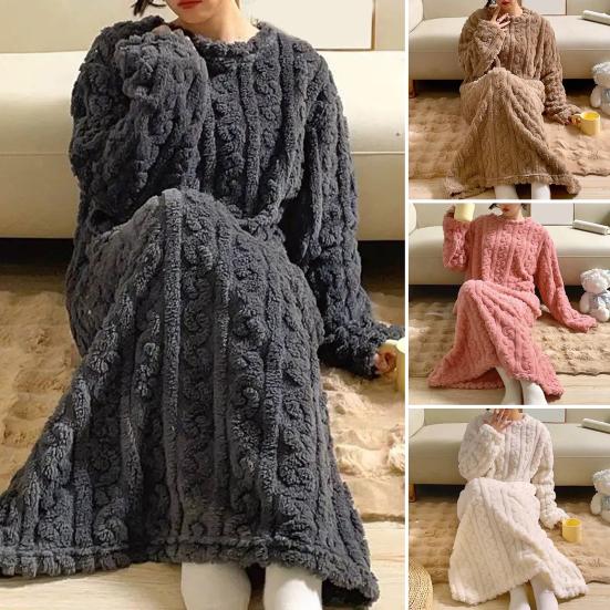 Women's Flannel Nightgown Fuzzy Fleece Sleepdress Loose Crew Neck Long Nightdress with Pockets Cozy Plush Warm Winter Pullover Loungewear