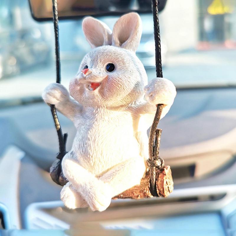 Качающийся кролик Автомобильное подвесное украшение Мультяшный кролик Автомобильная подвеска Смола Фигурка животного Автомобильные подвесные аксессуары Эстетичное украшение