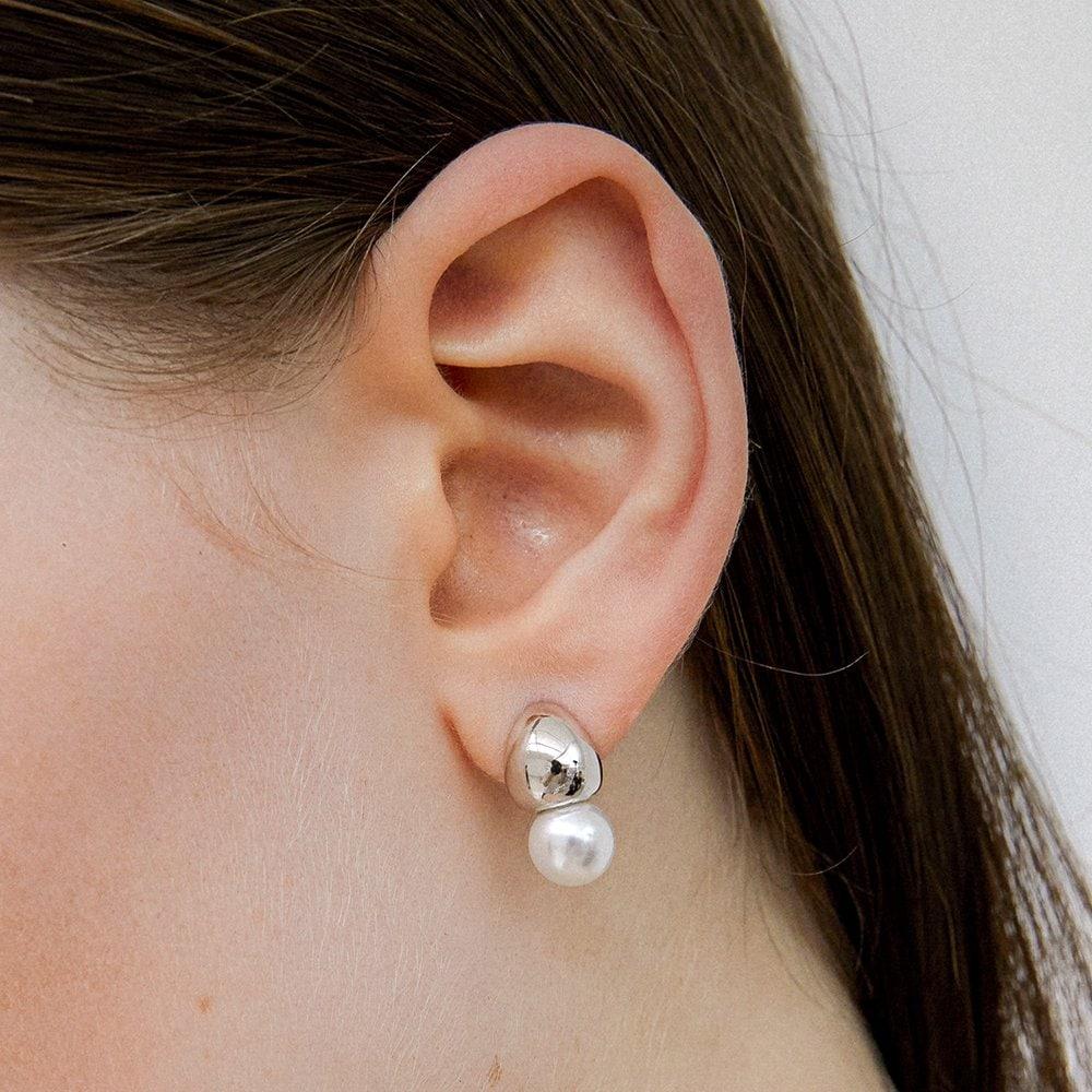 Subni Silver (W) Luciel Pearl Earrings Hl6E56621W9Xxx