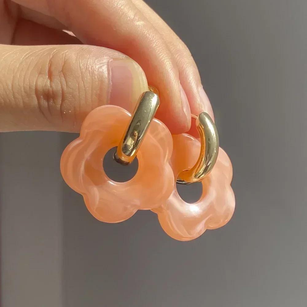 Модные серьги-кольца цвета конфет для девочек из прозрачной акриловой смолы с мраморным узором в виде цветка, золотистого цвета, ювелирные аксессуары, подарки