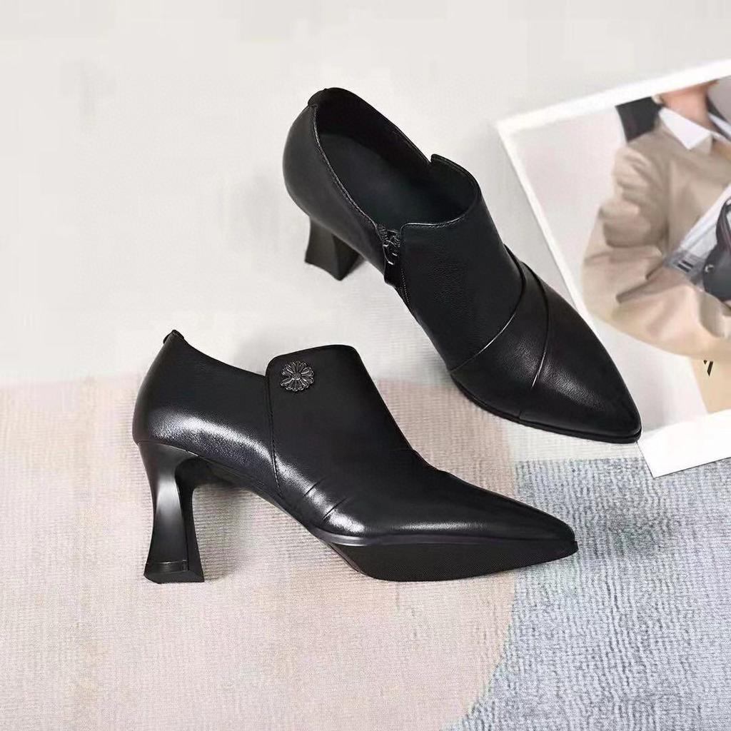 High Heels Women's 2025 Autumn New Black Cowhide Pointed Thin High Heel Deep Mouth Single Shoes Women's Professional Four Seasons Leather Shoes