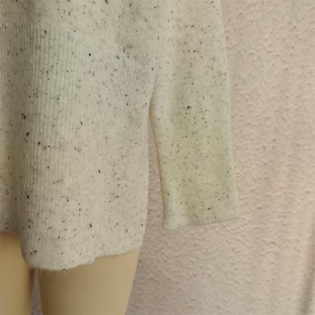 Autumn/Winter 2025 Polka Dot Color Block High Neck Pullover Sweater with Slit Sleeves