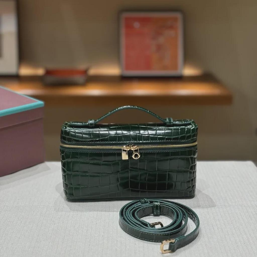 Роскошная сумка через плечо из кожи крокодила и страуса