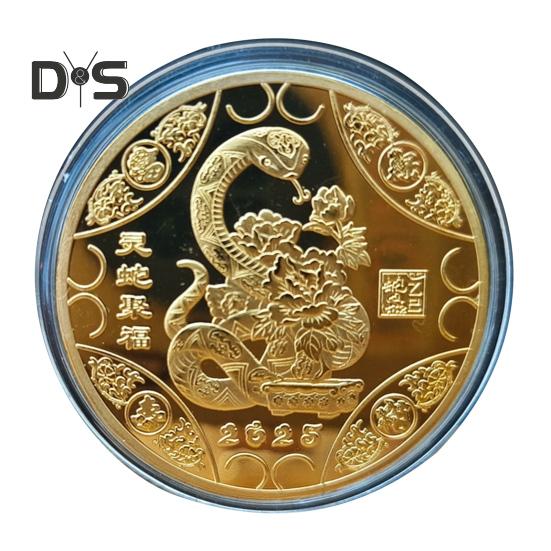 Памятная монета «Змея» 2025 года, коллекционная железная монета в честь китайского Нового года, монета со значком «Год Змеи» для богатства и удачи