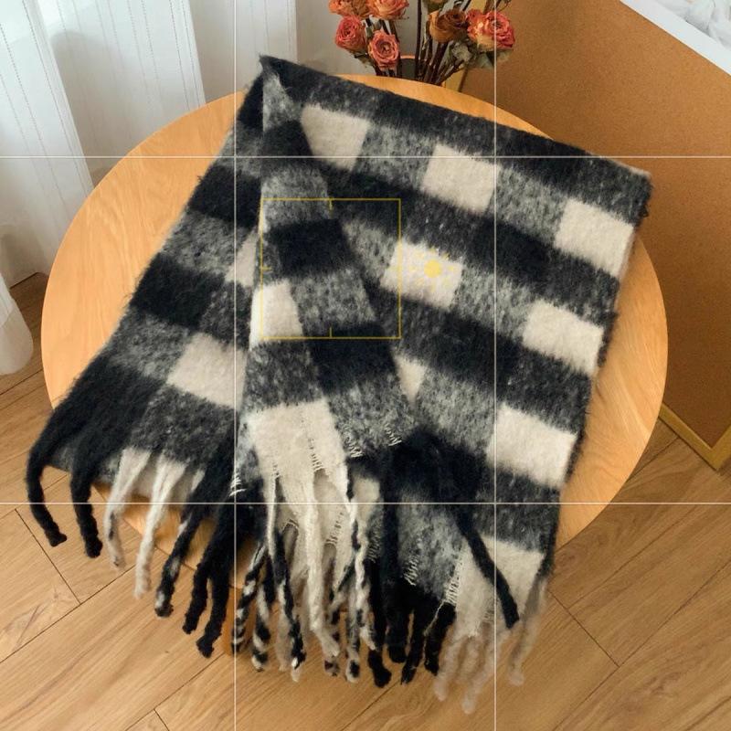 Autumn and Winter New European and American Ac Plaid Scarf Women's Fashion Contrasting Color Warm Couple Student Scarf Thickened Shawl
