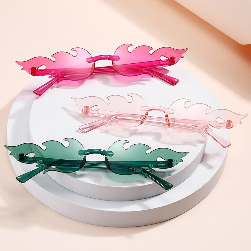 Солнцезащитные очки в форме пламени