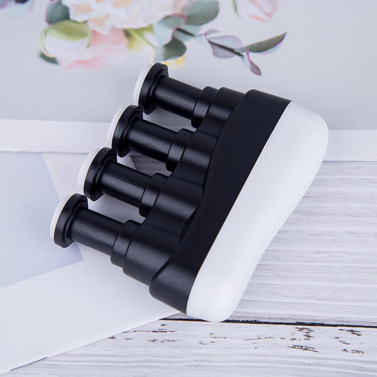 Stretchable Finger Strength Trainer for Guitar and Piano