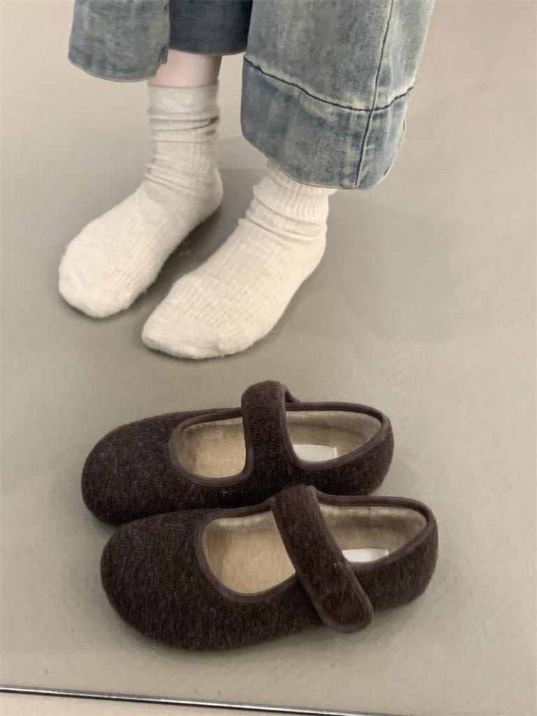 Обувь Mao Mao женская верхняя одежда 2024 зима французский маленький ароматный ветер мелкий рот теплый и бархатный одно слово Мэри Джейн обувь