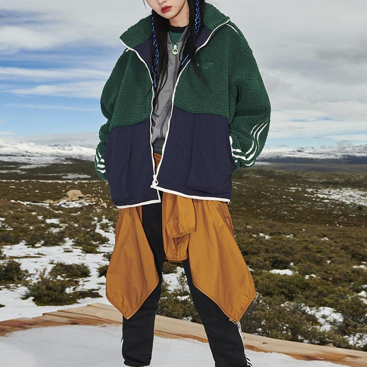 Adidas Оригинальная классическая флисовая куртка с вышивкой трилистника и воротником-стойкой, верхняя одежда унисекс, зеленая HY1377