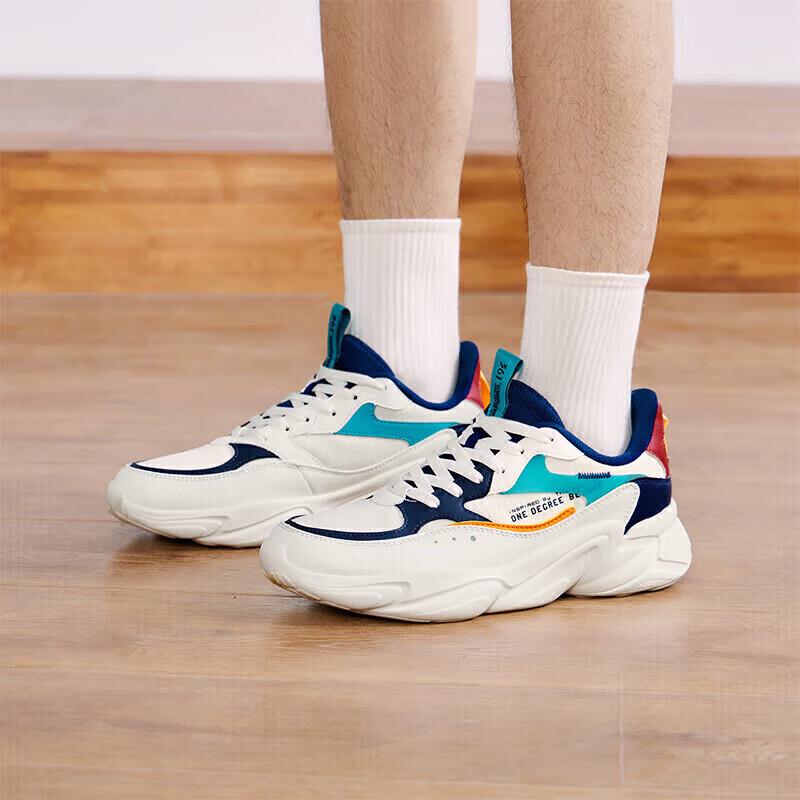 Мужские ретро-кроссовки 361° на массивной подошве в повседневном стиле