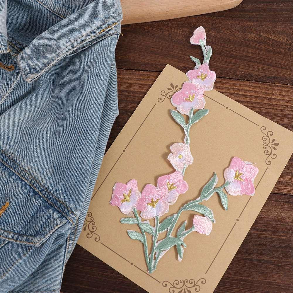 Iron on Clothing Applique Elegant Clothes Patches Flower Embroidered Patches Sewing