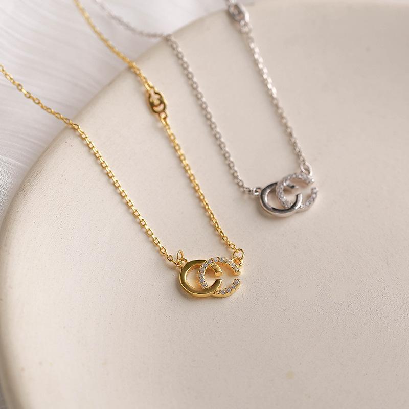 Ожерелье с двойной буквой C для женщин в корейском стиле, простая и элегантная подвеска в виде буквы, модная цепочка на ключицу, цепочка на шею