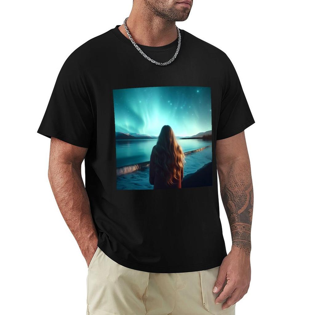 A woman stands by the lake in front of the northern lights T-Shirt Print T-Shirt