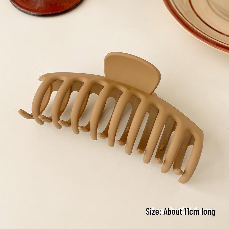 Большая женская шпилька высокого класса: Новая модель Shark Clip 2025 года на осень/зиму