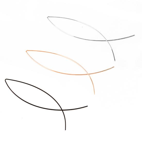 1 пара элегантных однотонных универсальных сережек в форме рыбы