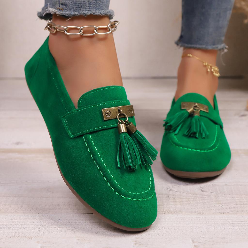 Large size fashion women's fringed single shoes 2025 autumn new light and comfortable solid color flat heel loafers women