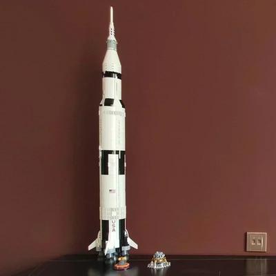 Apollo Saturn V 92176 Строительные блоки Космическая ракета Идея Серия Кирпичи Развивающие игрушки Для детей Подарки на день рождения Рождество