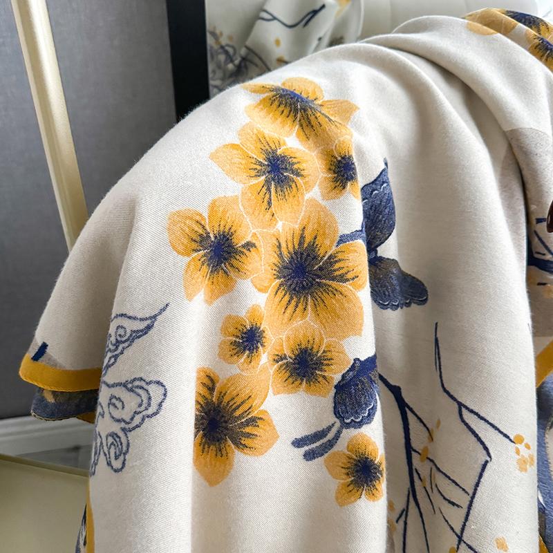 Winter Keep Warm Thickened Designer Women's Scarf Luxury Flower and Butterfly Double-Sided Cashmere Scarf Shawl Bufanda New