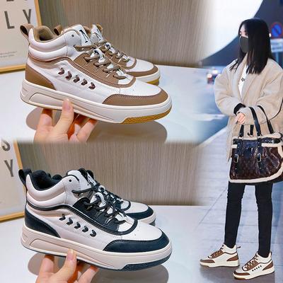 Кожаные высокие кеды маленькие белые женские 2025 весна новые женские туфли на плоской подошве увеличивающие рост одинарные туфли женские повседневные спортивные трендовые туфли