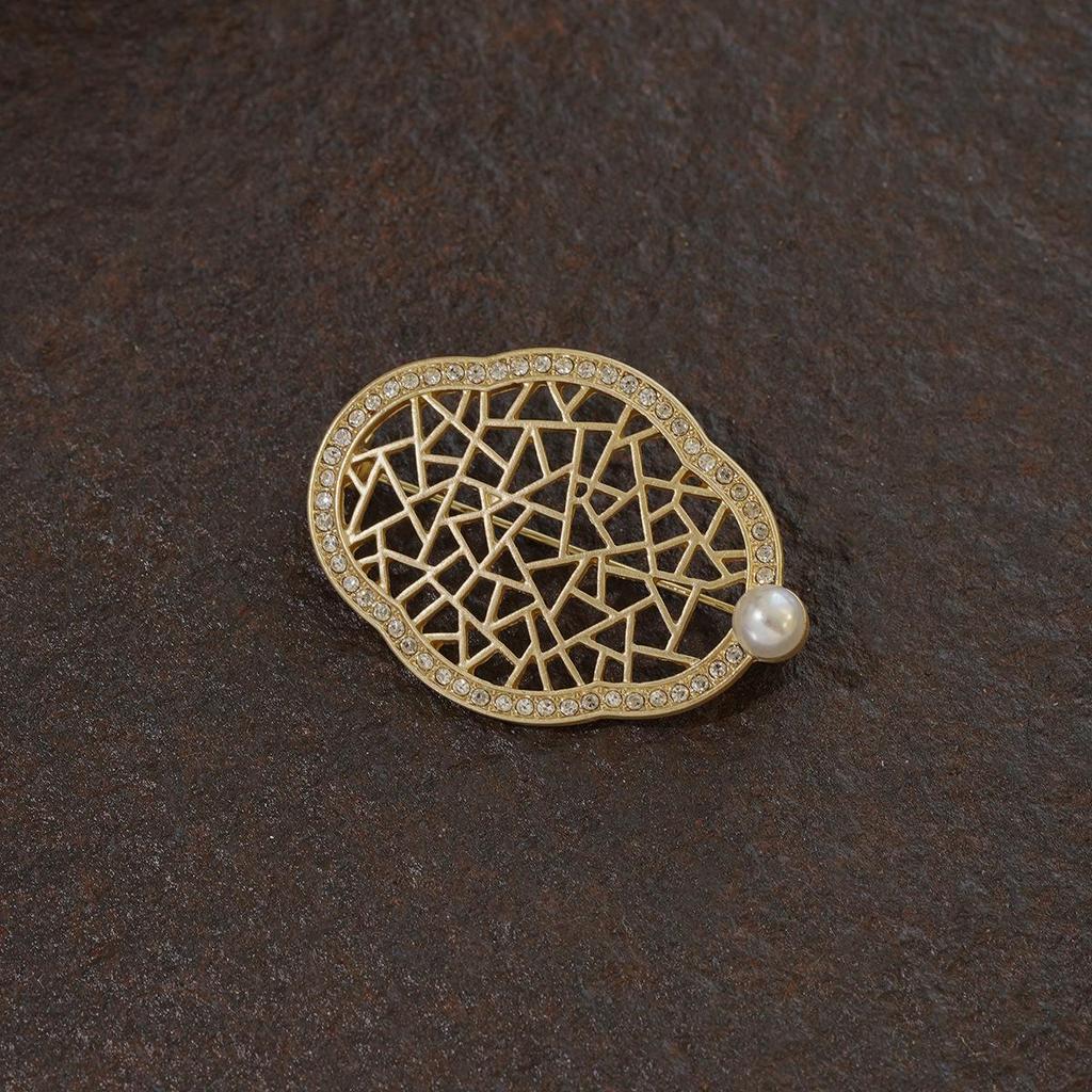 Vintage Gold Pearl Cross Brooch for Women - Baroque Palace Style