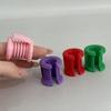 Легкие в носке вязаные напальчники из пластика, эластичные, удобные для работы с пряжей, с усиленным дном