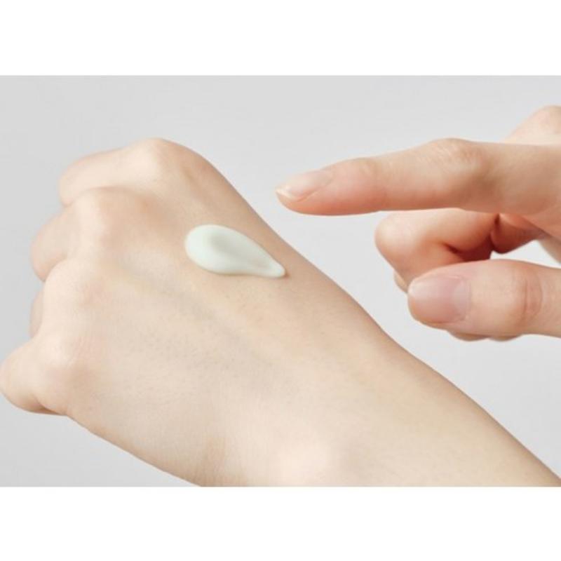 ROUND LAB Солнцезащитный крем с цика и сосной SPF50+ PA++++ 40 мл