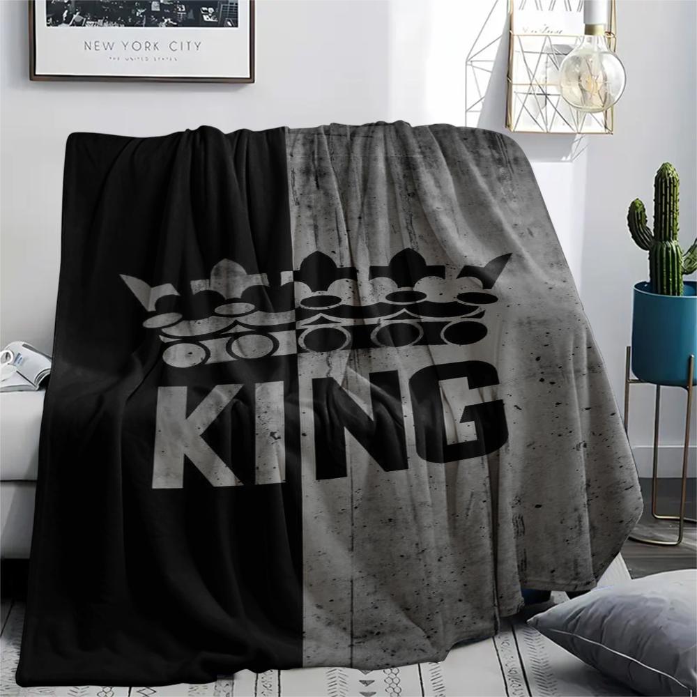 1Pc King or Queen Print Flannel Blanket, High quality Comfortable for All Seasons, Home Decor, Warmth and Comfort, Perfect for Gifts