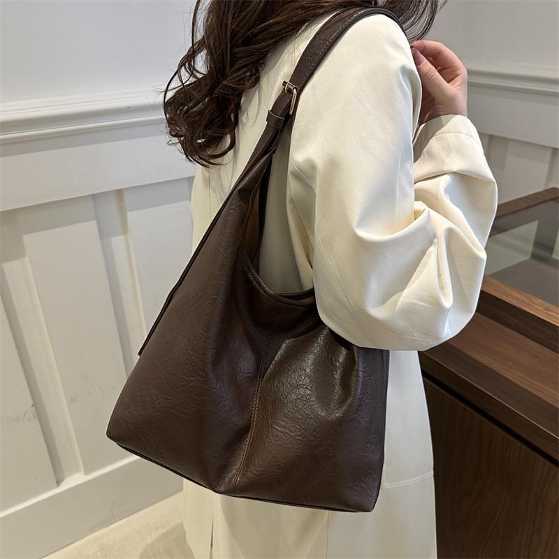 Stylish Korean Version Plain Color Tote Bag Perfect For Autumn With Large Capacity And Fashionable Design