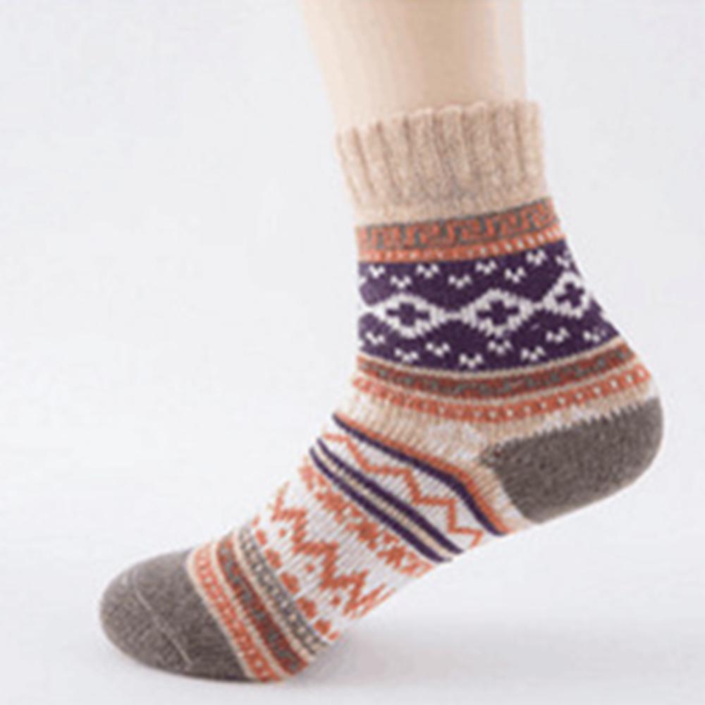 Теплые женские носочки с разроцветным орнаментом из кроличьей шерсти