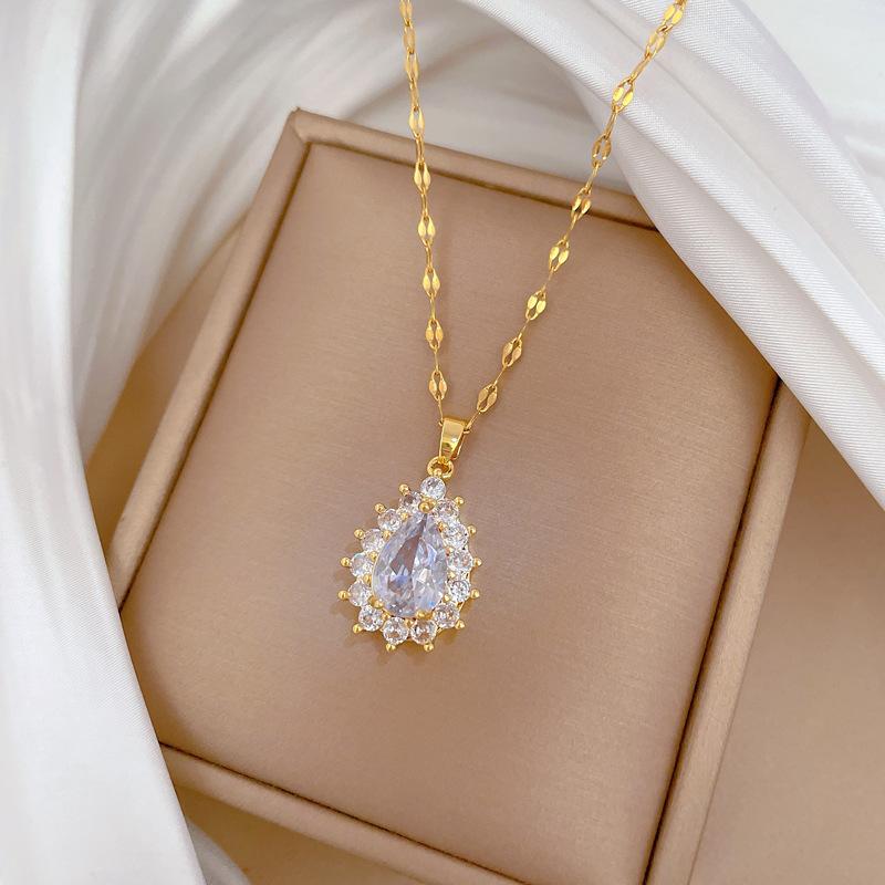 Full Diamond Water Drop Necklace Earrings Set Light Luxury Slightly Inlaid Personalized Temperament Banquet Ear Jewelry Combination