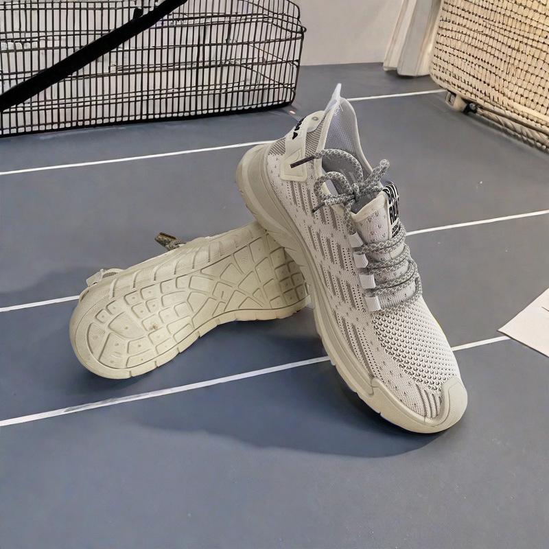 Sports Men's Shoes Summer Mesh Breathable Trend Explosion Non-smelly Feet Casual Shoes Running Shoes Hollow Mesh Shoes Flying Woven Shoes