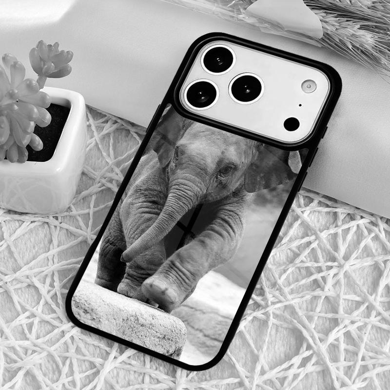Очаровательный Чехол для Телефона с Маленьким Слоненком для iPhone 17 Air 16 15 11 12 14 13 Pro Max Ударопрочный Чехол