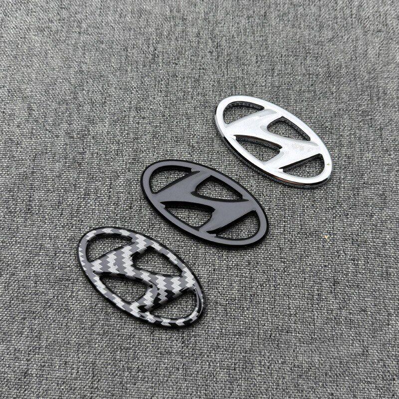 1pcs Car Steering Wheel Emblem Sticker Accessory For Hyundai Genesis N-LINE I10 I20 I30 I40 IX20 IX35 Kona Getz Veloster Tucson XX3