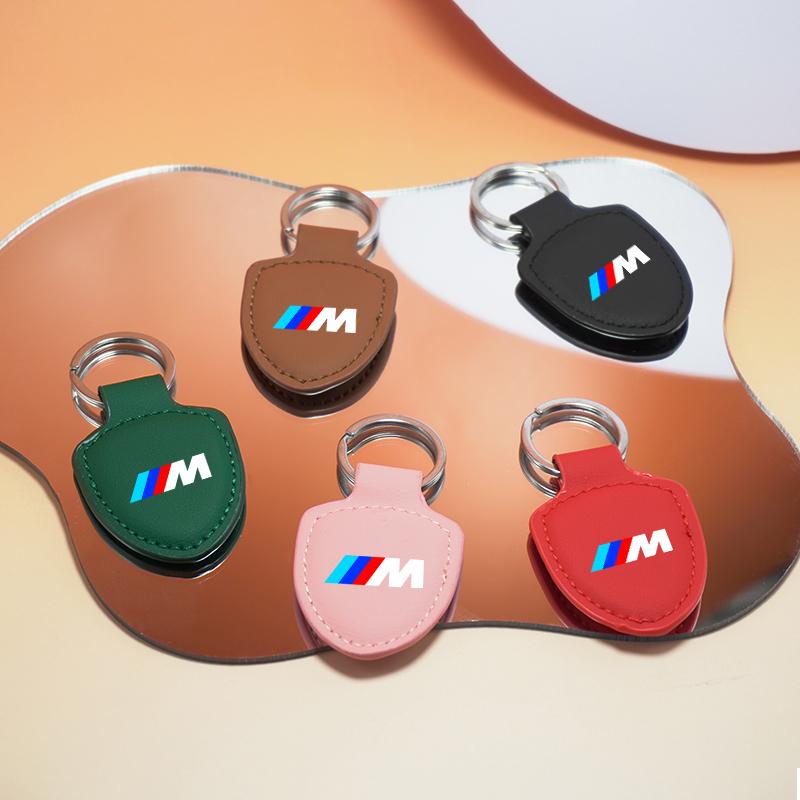 BAGC4 Car Sticker Leather Shield Styling Car Keychain Key Emblem Ring For BMW M M3 M5 X1 X3 X5 X6 E46 E39 E36 E60 Key Chain Auto Acces