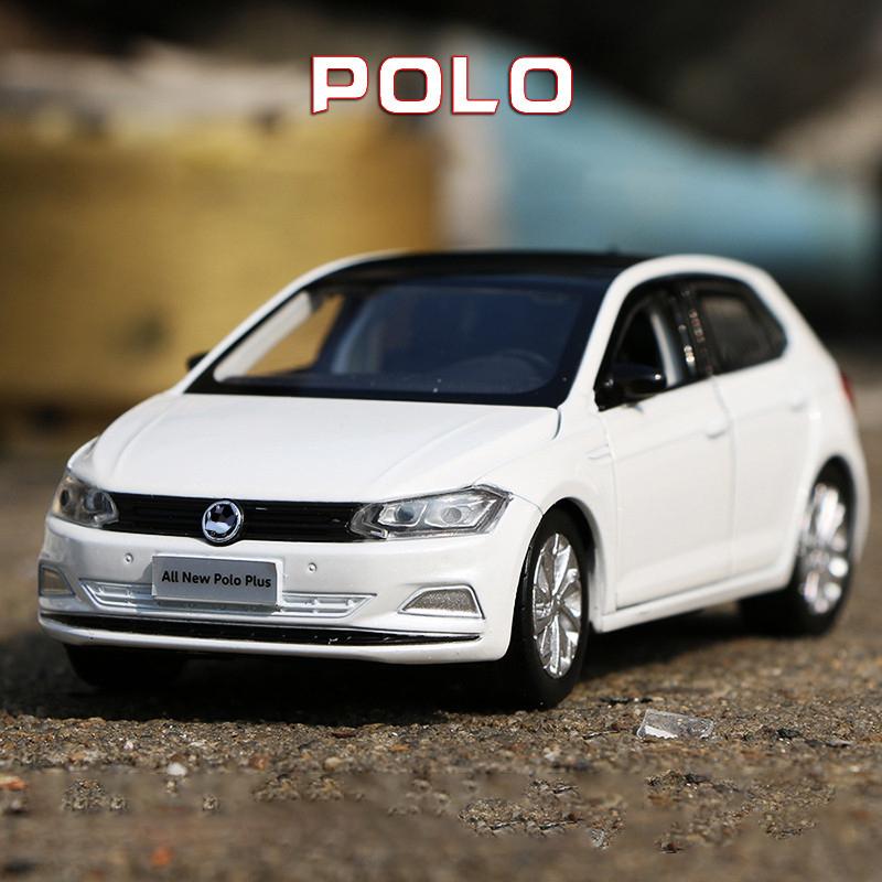 1/32 Polo Alloy Die Cast Toy Car Model Sound and Light Children's Toy Collectibles Birthday Gift