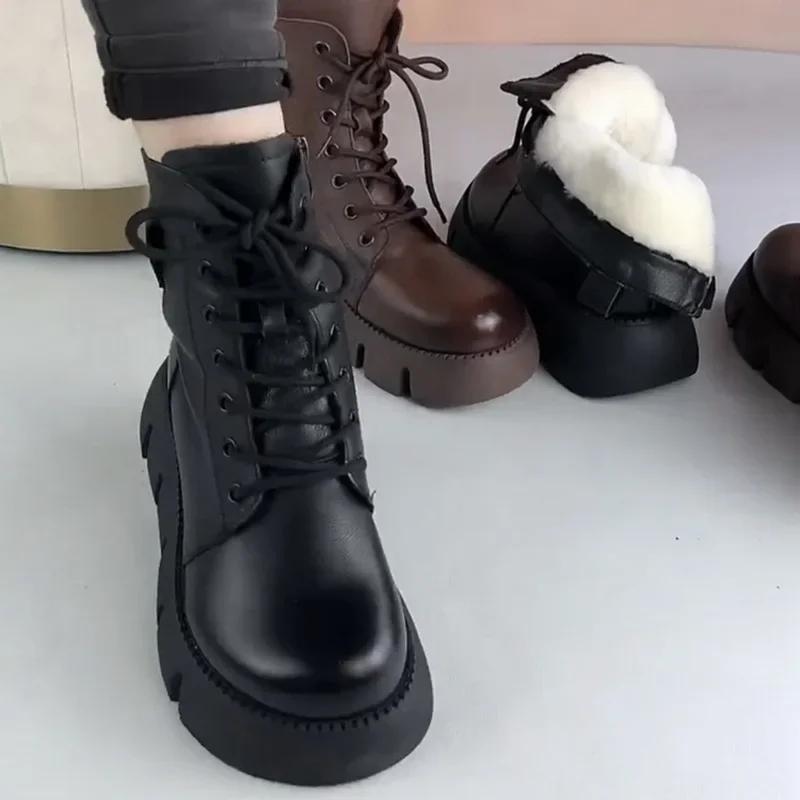 2024 Новые зимние ботинки для женщин, винтажные, с круглым носком, теплые, плюшевые, со шнуровкой, на платформе, из мягкой кожи, с нескользящей толстой подошвой, короткие ботинки