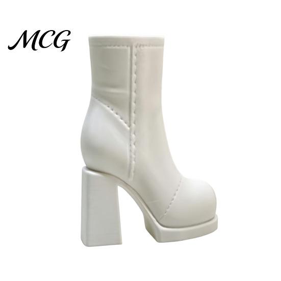 One-piece Molded Box Storage Box, 3D Printed One-Piece Molding Dried Flower Vase, High-Heeled Smooth Curved Surface Boot Pen Holder, Desktop Organizer