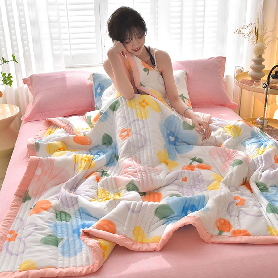 Summer Thin Comforter Soft Air-Conditioned Four Season Comforter Machine Washable Single Double Blanket Ultrasonic Quilted Quilt
