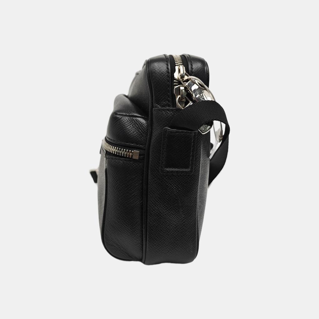 [Pre-Owned] Outdoor Classic Monogram Leather Coated Canvas Messenger Bag - Very Good #R8WYAD